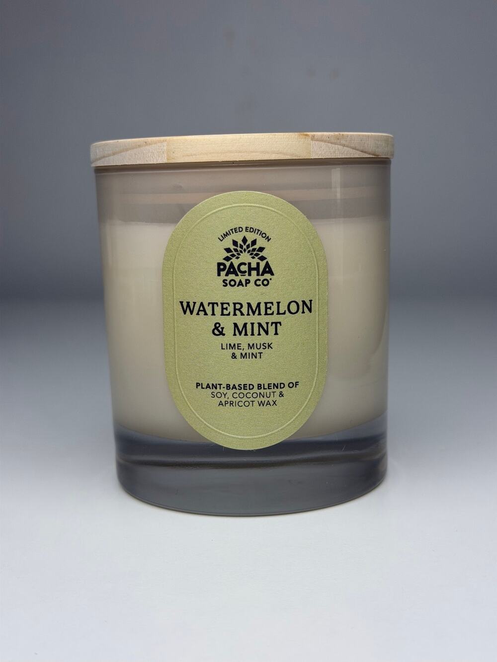 Trader Joe’s Beach Day Scented Candle — Soy Wax, 20 Hours, Limited Edition 5.7oz